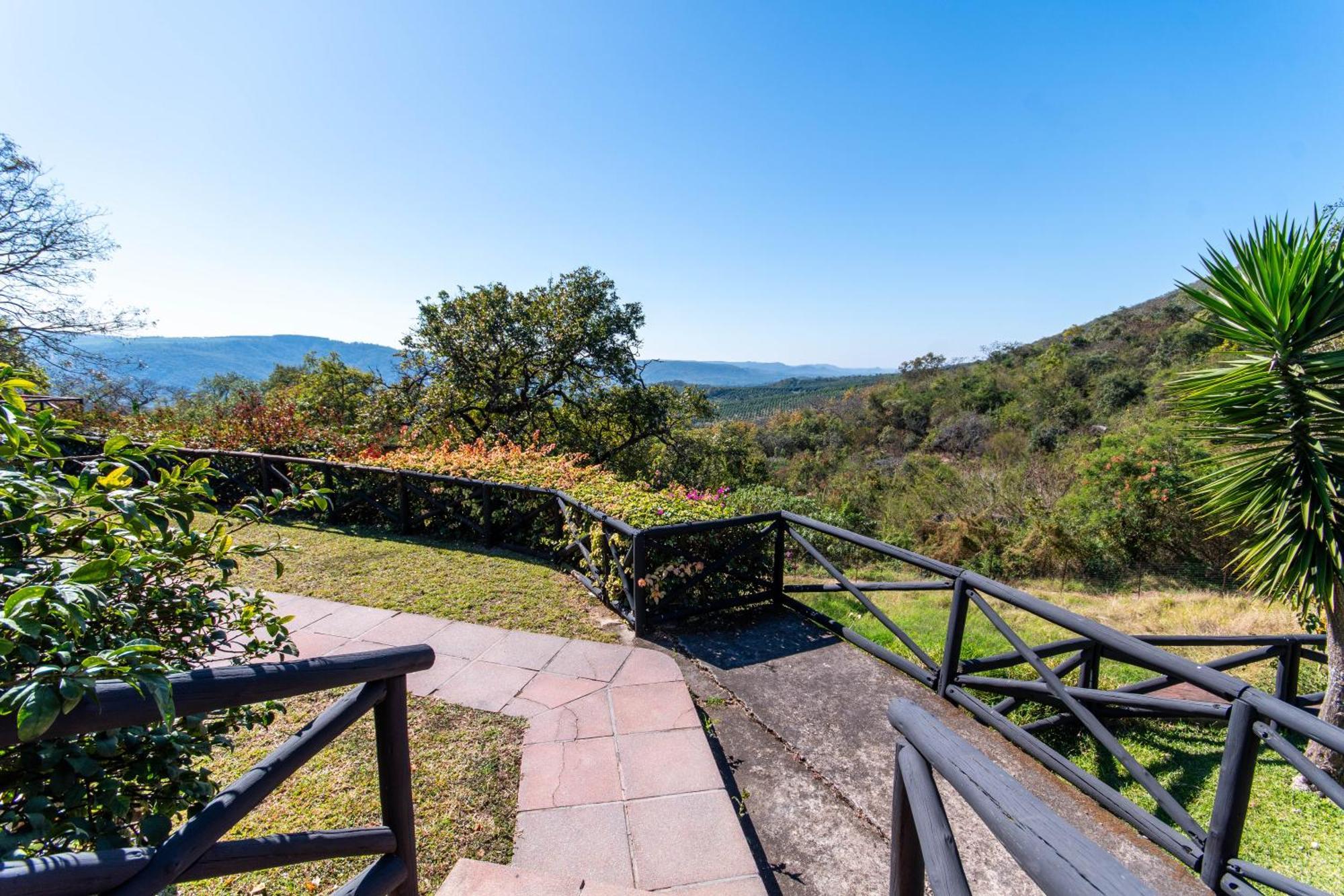 Chestnut Country Lodge Гейзівью Екстер'єр фото